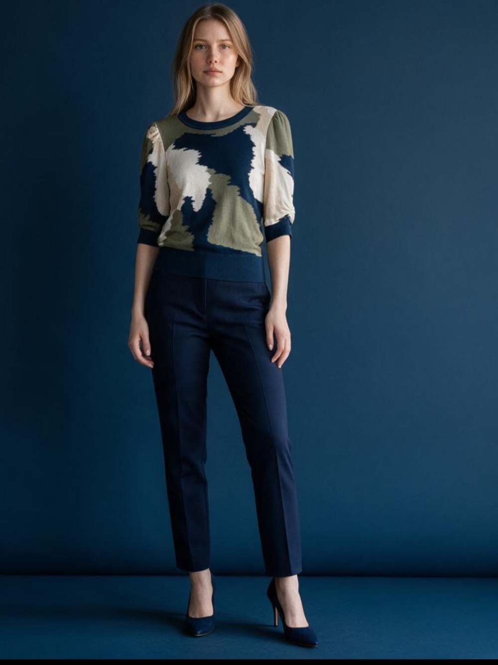 DKNY Blue Olive Cream Abstract Knit Short Sleeve Sweater
